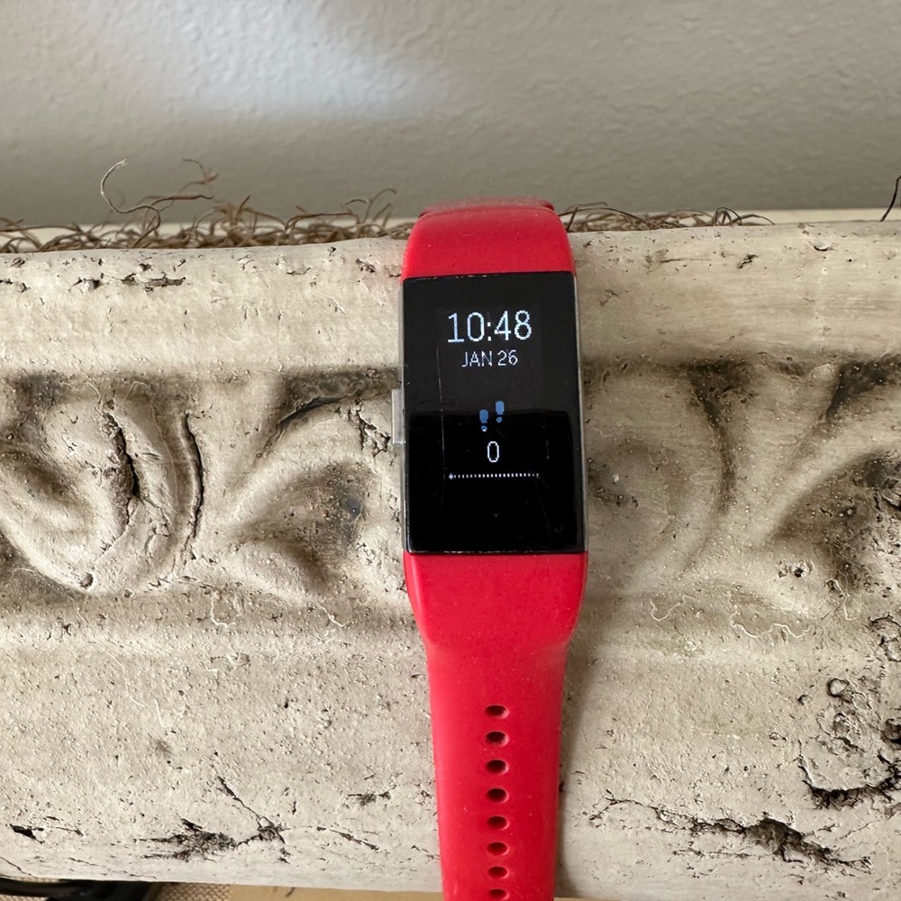 Fitbit Charge 2 with charger + 5 bands